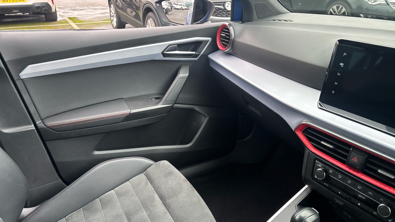 SEAT Arona 1.0 TSI 110 FR Sport 5dr DSG Petrol Hatchback